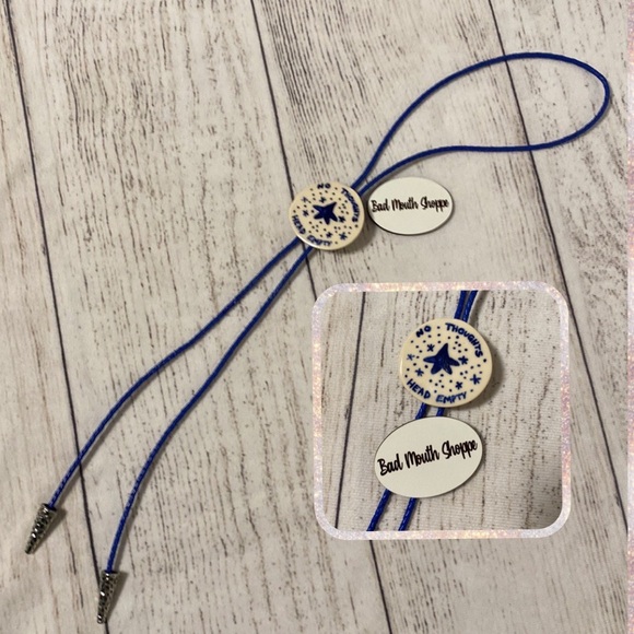 *Cosmic Toad Pottery Handmade Ceramic No Thoughts Head Empty Bolero Tie Necklace - Picture 1 of 6